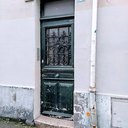 Le Salon De Michel * Montreuil (Seine-Saint-Denis)